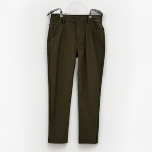 Backcountry Knit Canvas Basis Everyday Pant in Olive Green BCCZ2RM sz 30 Mens